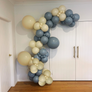 13. "Oh Boy!" - DIY Balloon Garland Kit