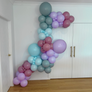 30. "Elsa’s Enchantment" - DIY Balloon Garland Kit