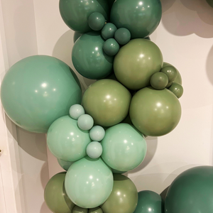 11. "Party-saurus" - DIY Balloon Garland Kit