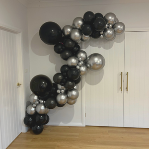 19. "Starlit Elegance" - DIY Balloon Garland Kit