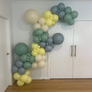 2. "Sweet as Hunny" - DIY Balloon Garland Kit