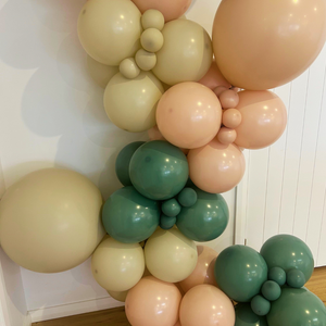 36. "Enchanted Blooms" - DIY Balloon Garland Kit