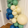 4. "Sea Breeze" - DIY Balloon Garland Kit